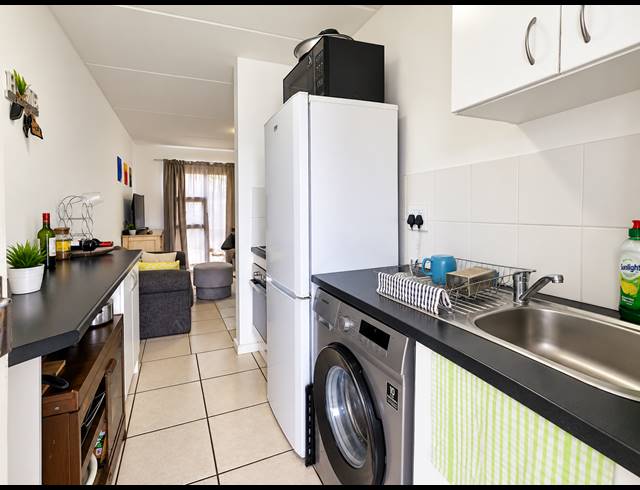1 BEDROOM APARTMENT FOR SALE IN GOODWOOD ESTATE